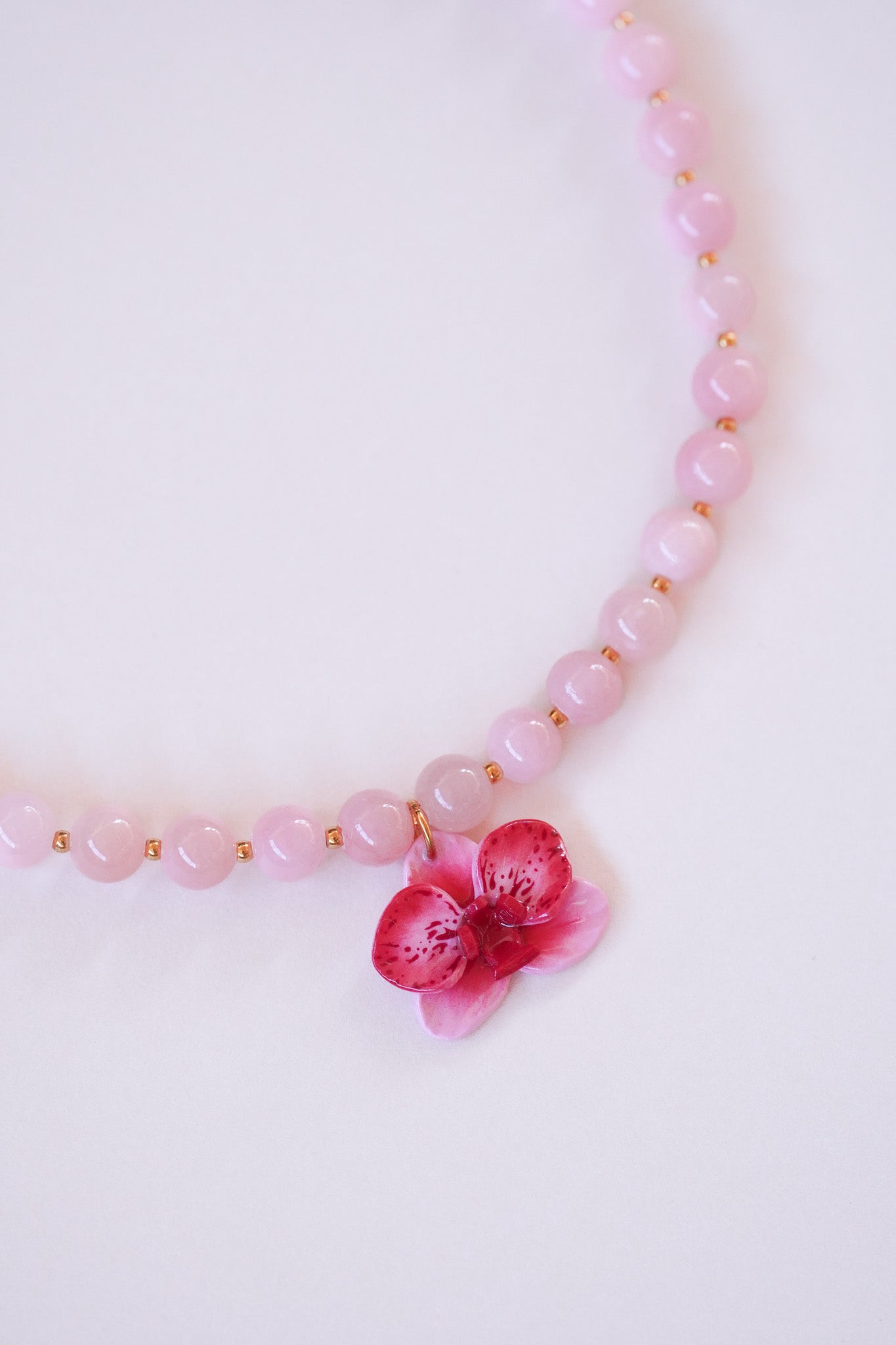 Collier orchidée Rose