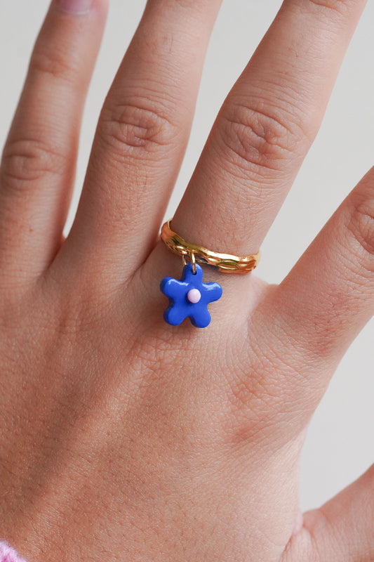 Bague breloque flower bleue