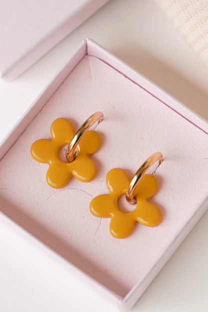 Boucles d’oreilles créoles fleurs jaunes