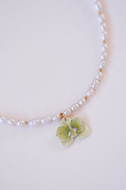 Collier orchidée Menthe