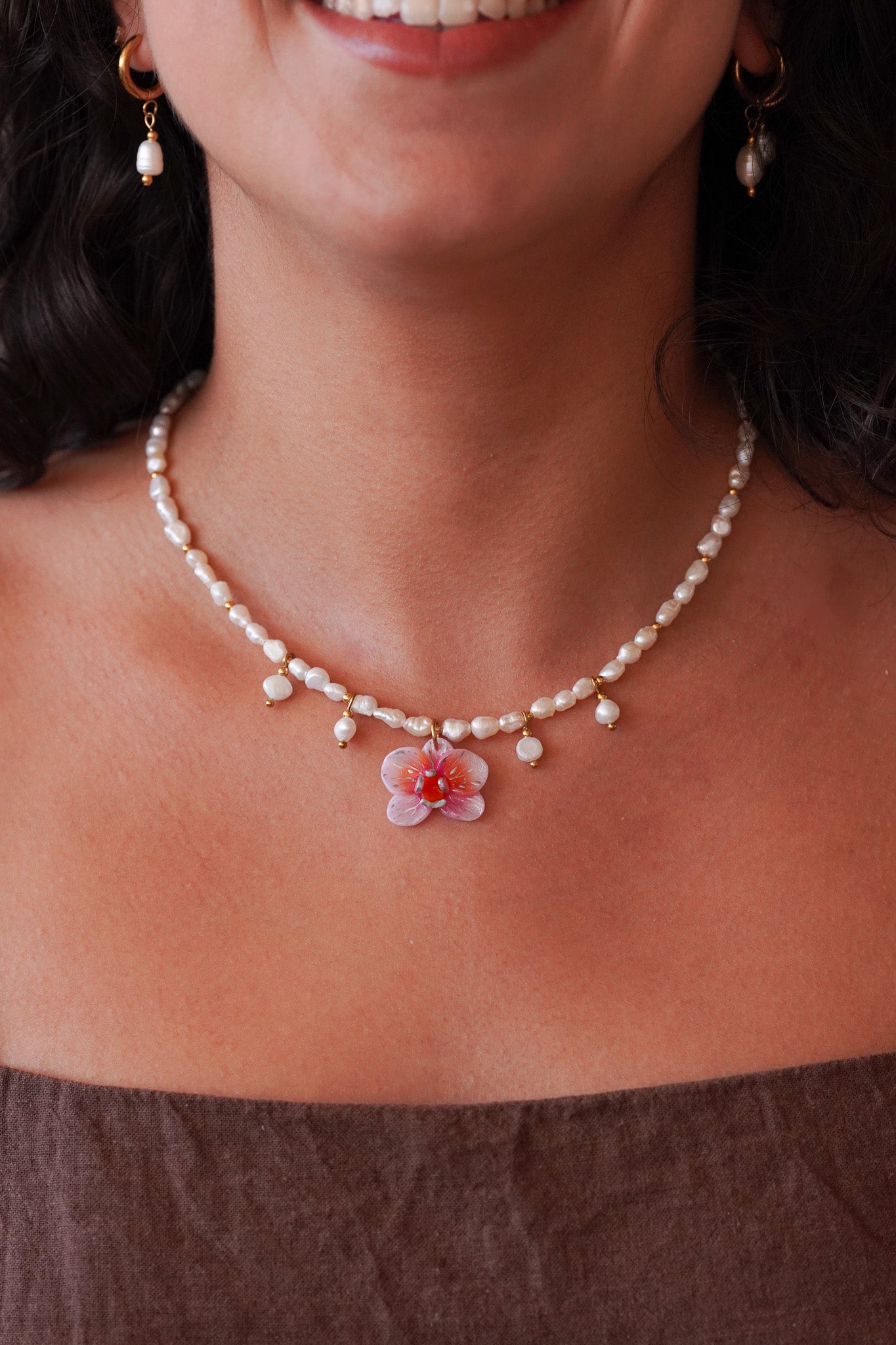 Collier orchidée Corail