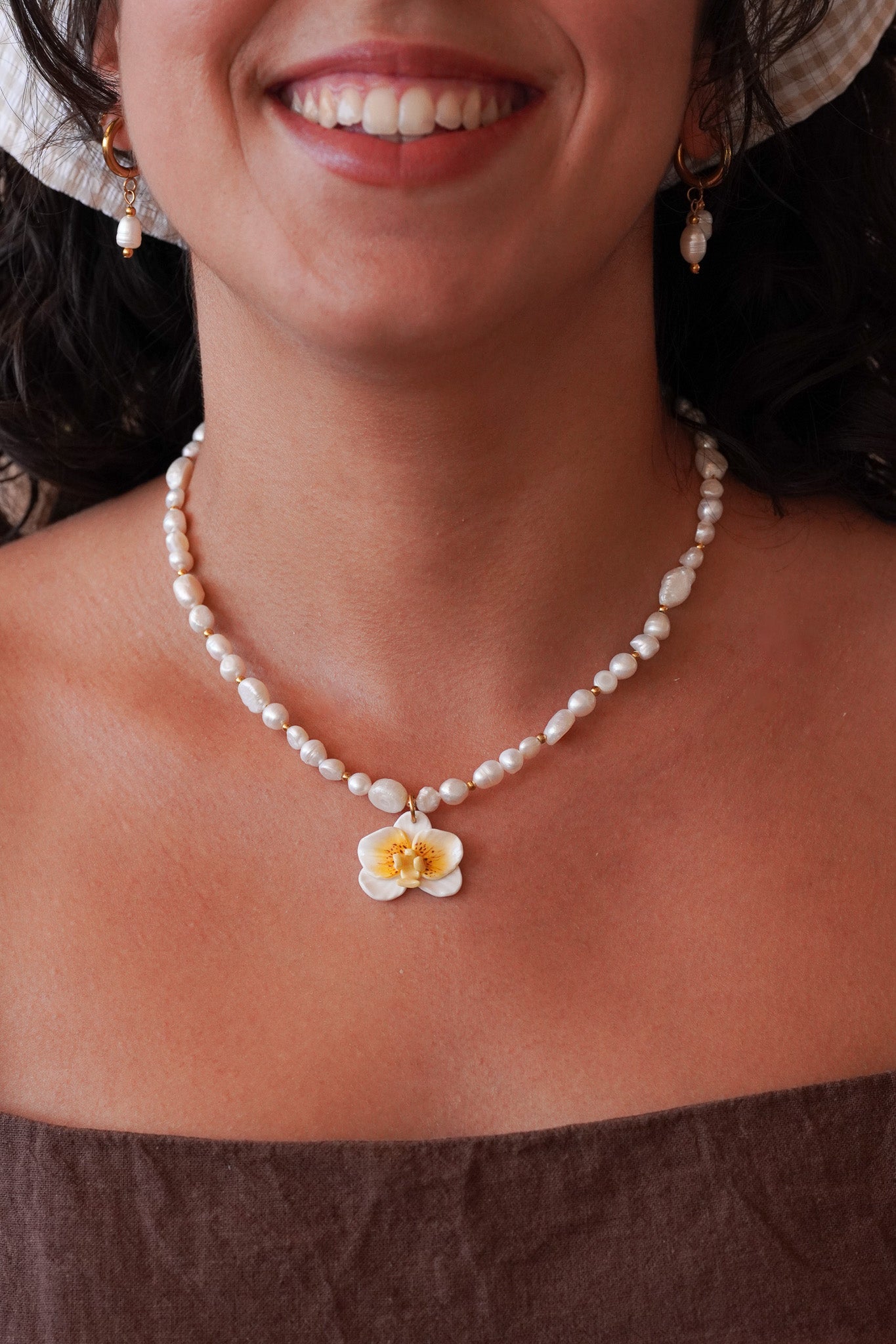 Collier orchidée Jaune