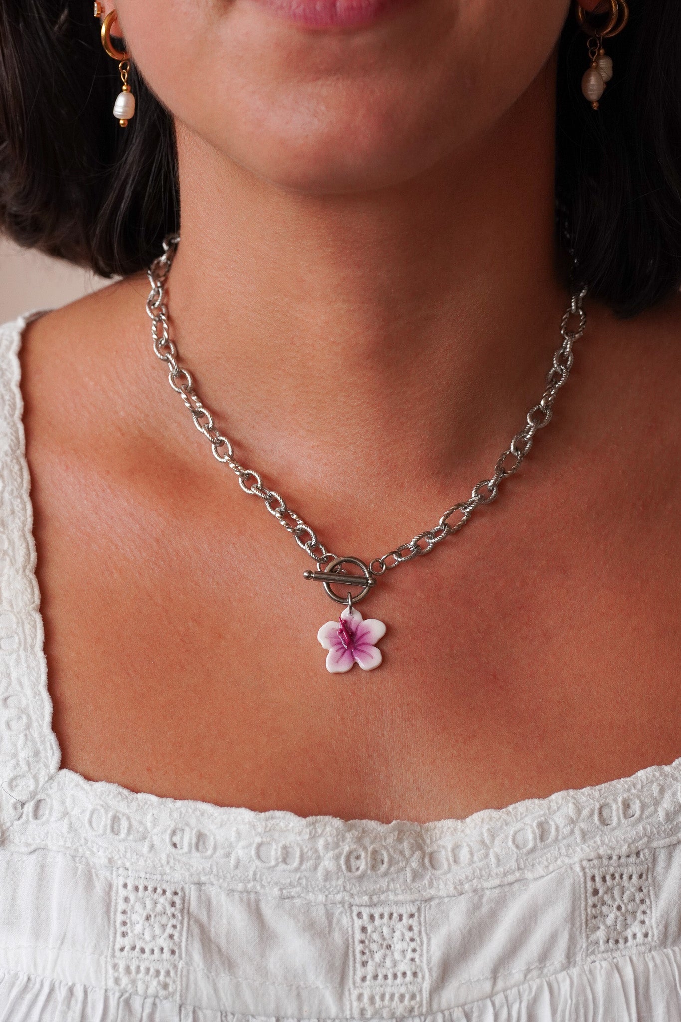 Collier Hibiscus argenté