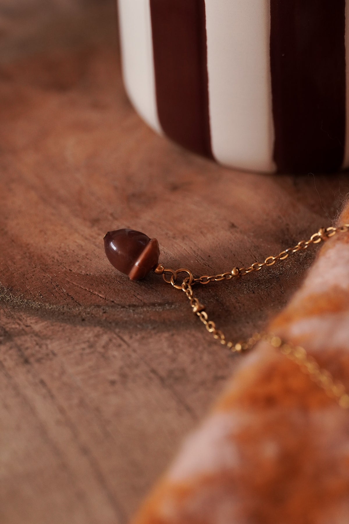 Collier Gland