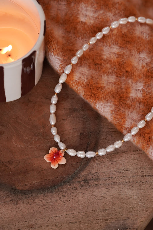 Collier perles d'eau douce - charms personnalisables