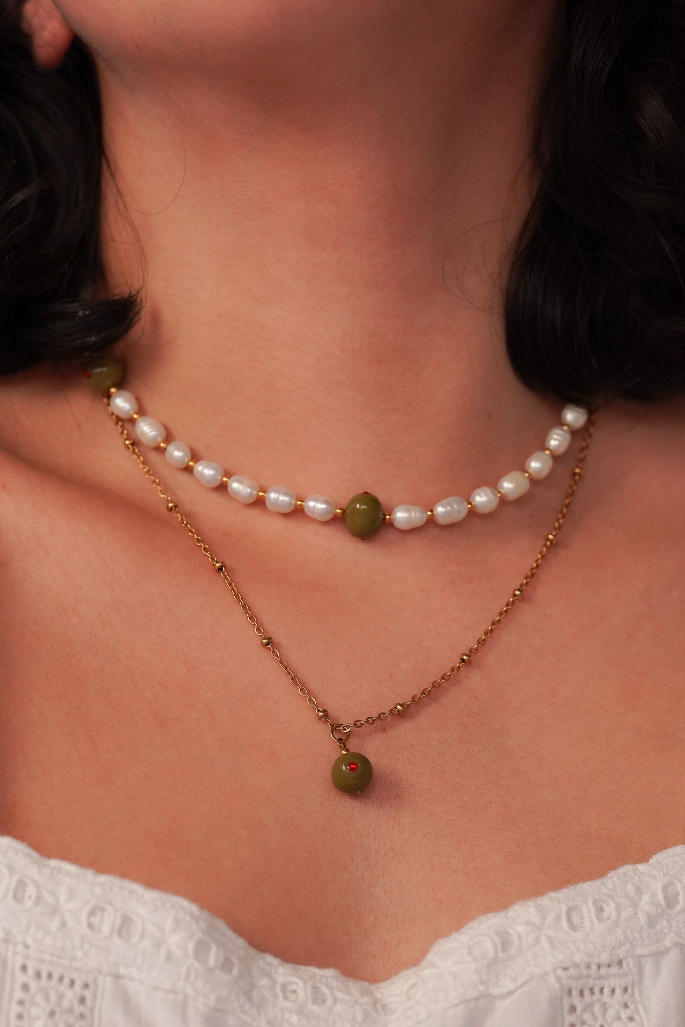 Collier perles d'eau douce olive