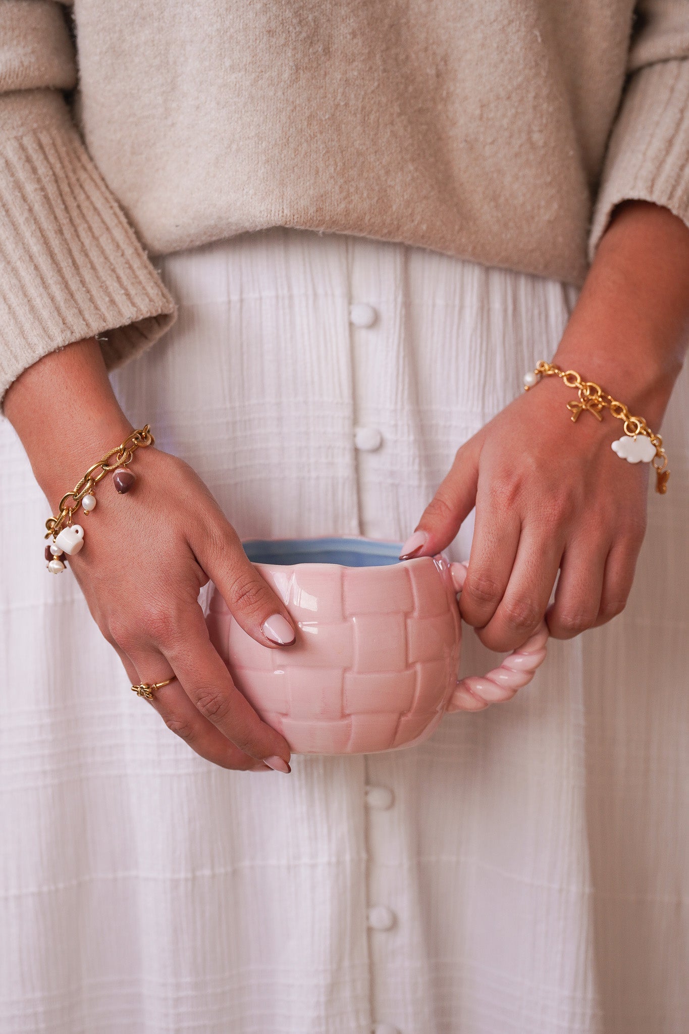 Bracelet doré Colombe - charms personnalisables - Handly atelier