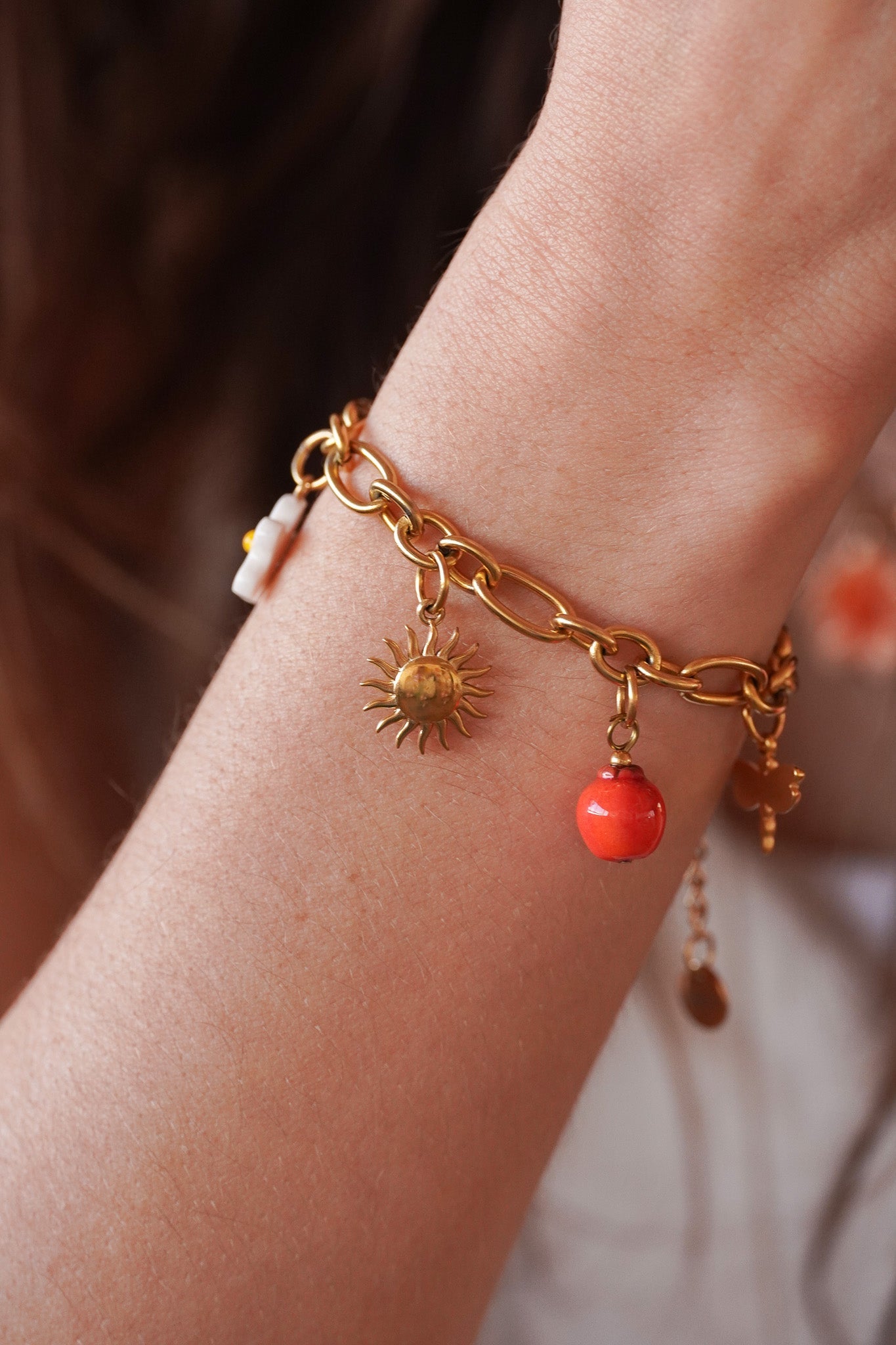 Bracelet doré Orthense - charms personnalisables - Handly atelier