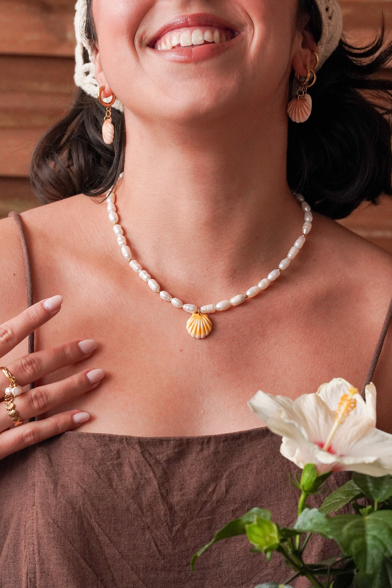 Collier perles d'eau douce - charms personnalisables - Handly atelier