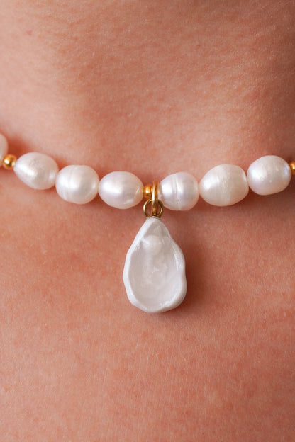 Collier perles d'eau oyster - Handly atelier
