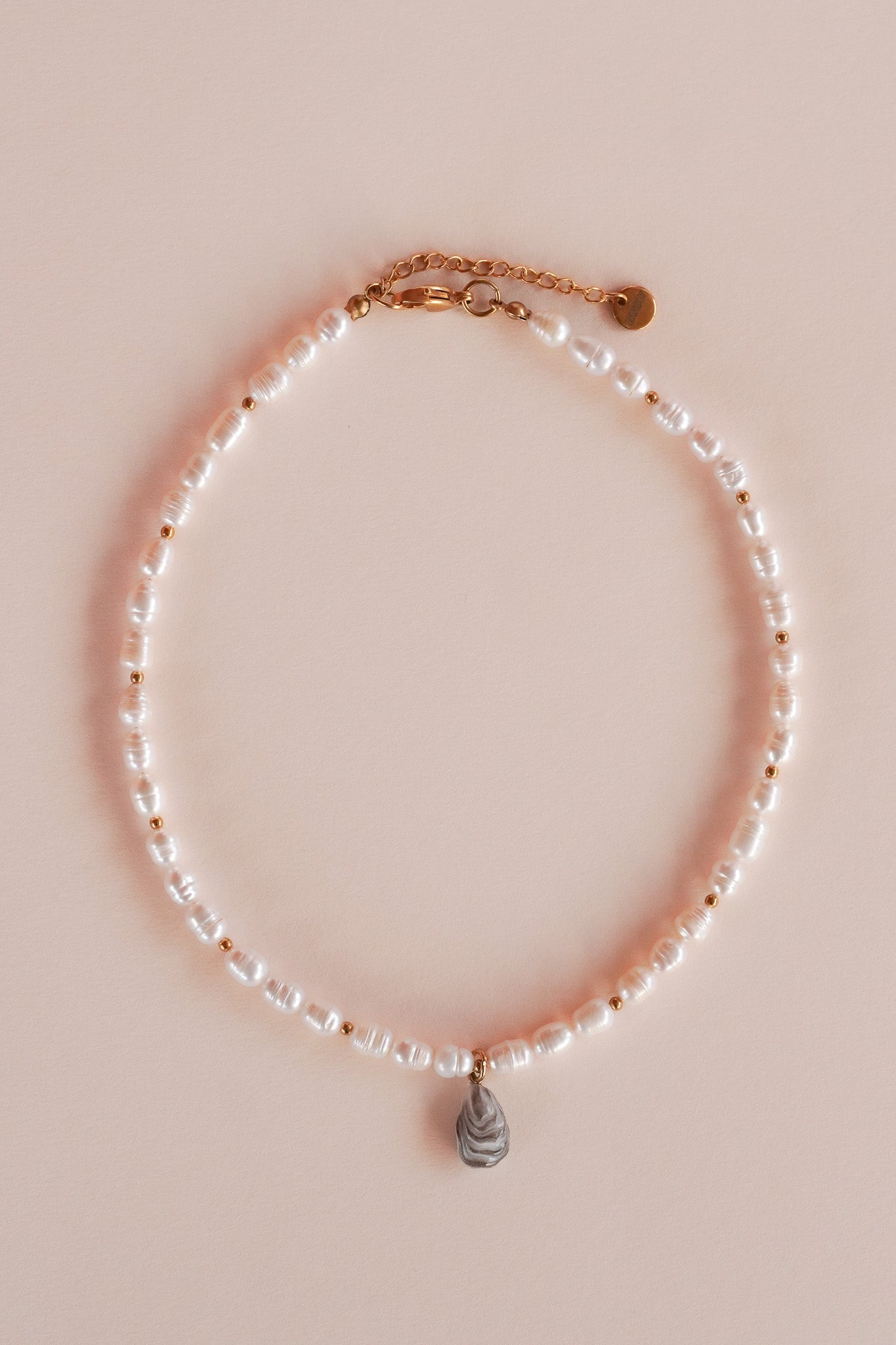 Collier perles d'eau oyster - Handly atelier