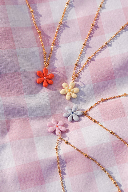 collier à fleurs