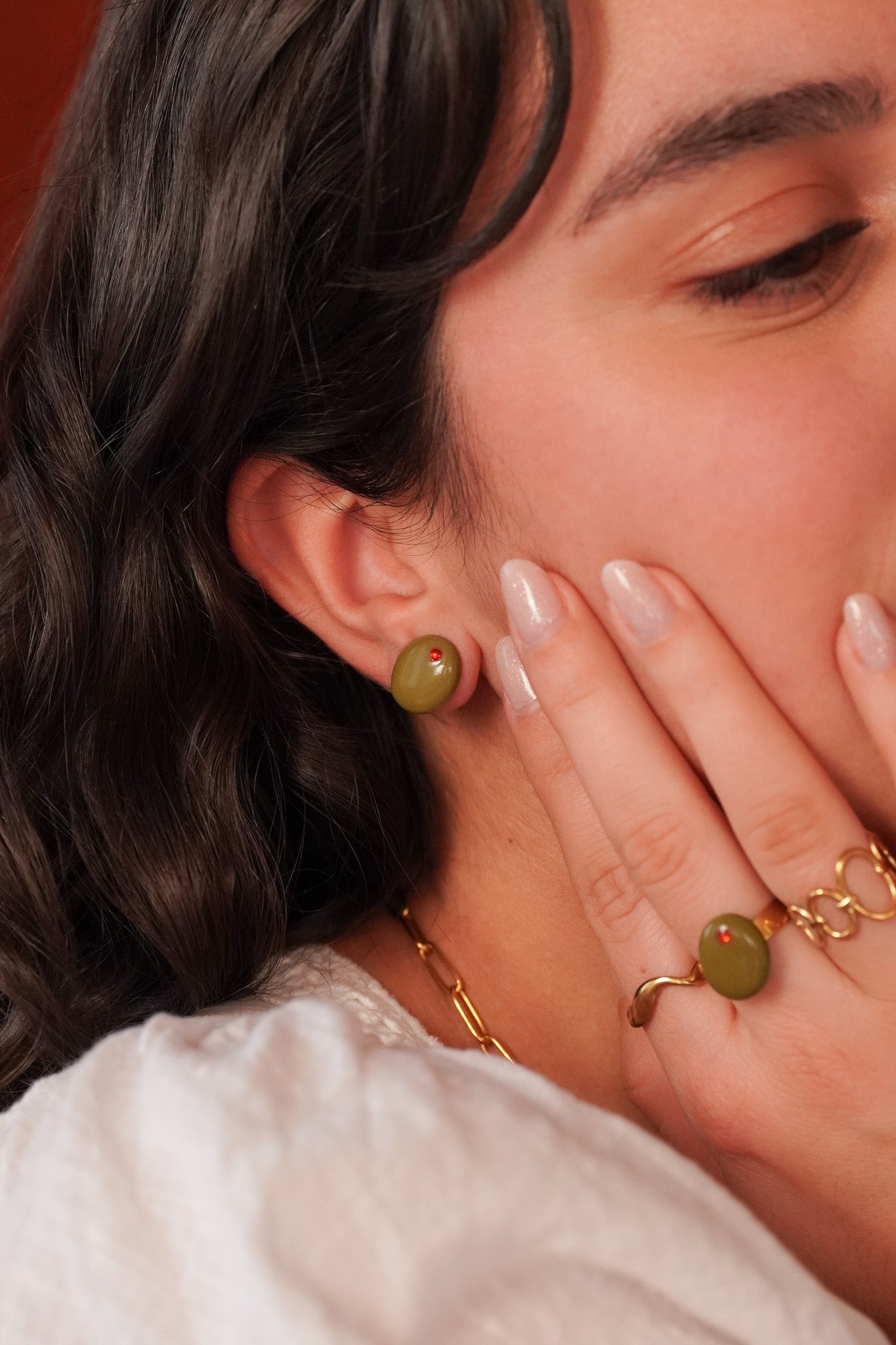 Puces d'oreilles olives - Handly atelier
